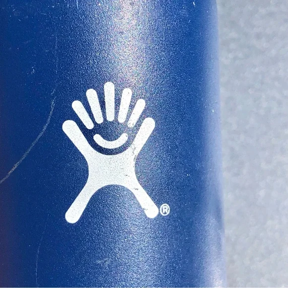 Hydro Flask Sport Top Used 21 oz Blue - Picture 10 of 14